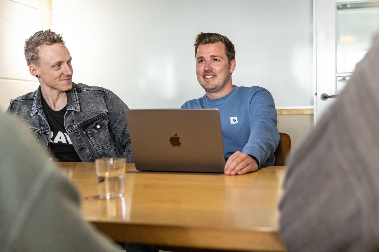 Bespreking van maatwerksoftware en bedrijfsprocessen bij WeDeCom